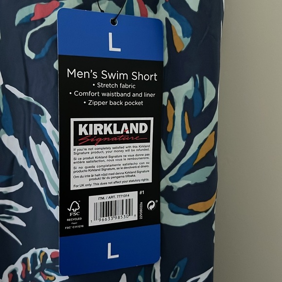 Kirkland Signature Men's Blue Leaf Print Swim Trunks - Picture 3 of 4